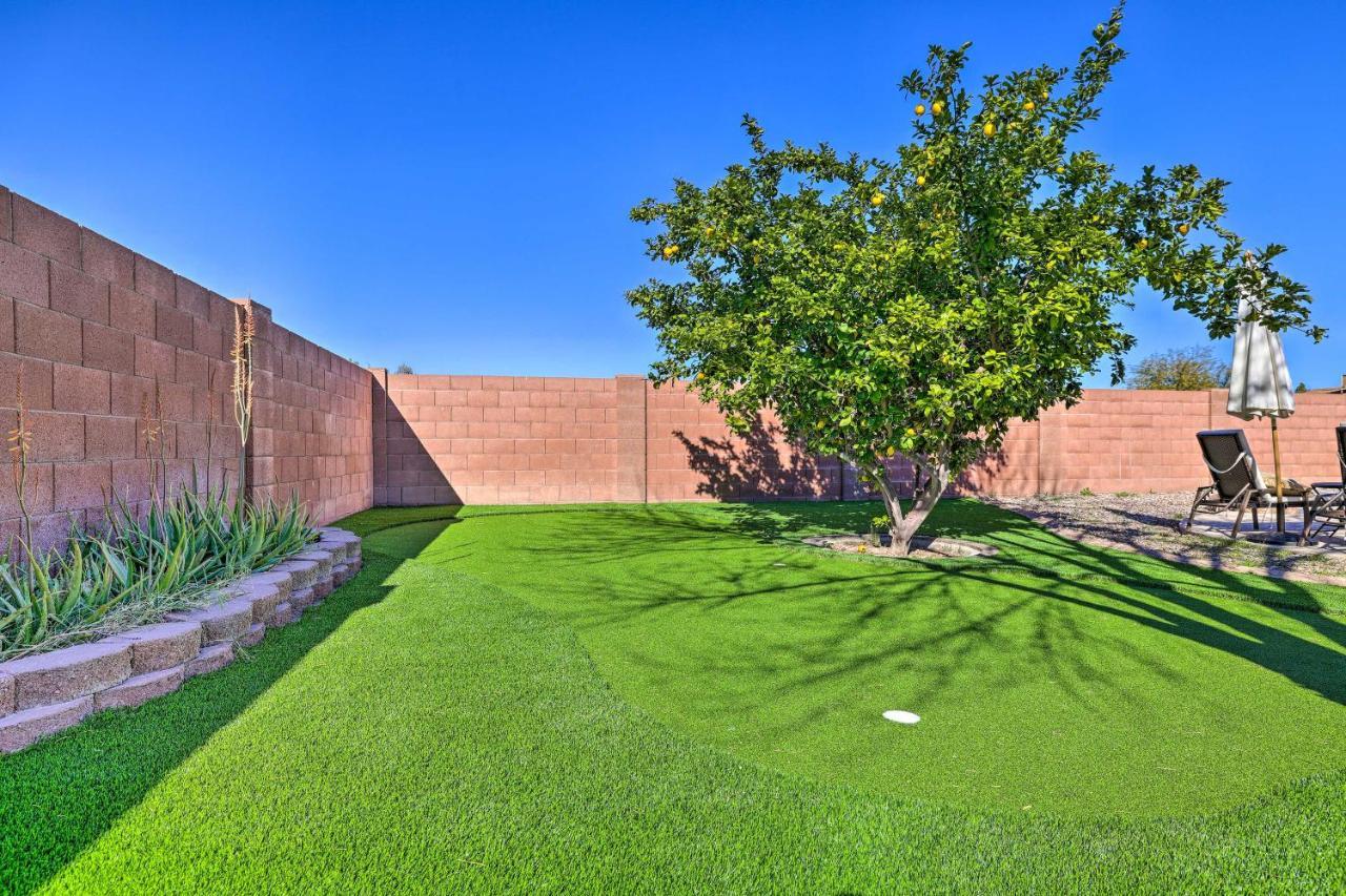 Sun-dappled Sanctuary Private Heated Pool Holiday home Phoenix